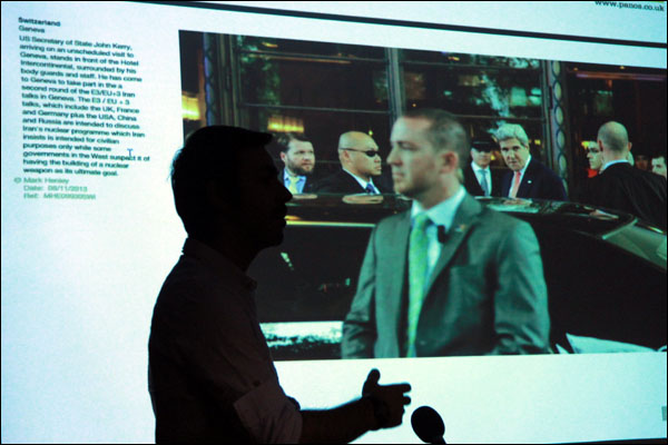 خودتان را با عکس‌هایتان تبلیغ می‌کنید