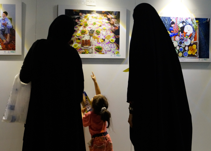 هزاران داور برای انتخاب سه عکس محبوب