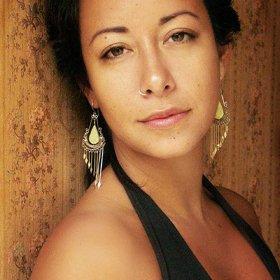 عکاسی پرتره - قسمت ششم - حالات شانه ها در عکاسی پرتره