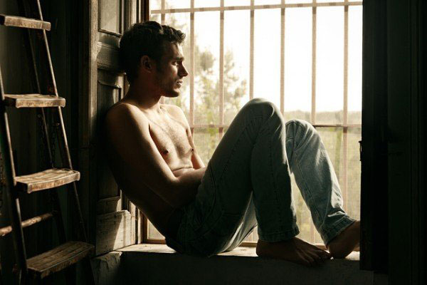 عکاسی پرتره - قسمت هشتم - بیست و یک نمونه عکاسی پرتره با نور طبیعی و پنجره