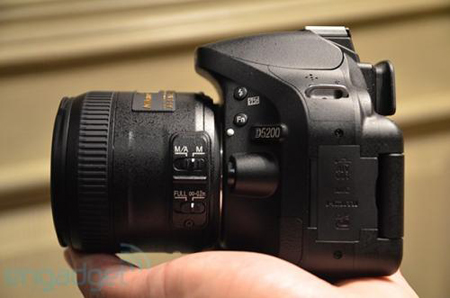 D5200؛ عرضه دوربین ۲۴ مگاپیکسلی با فوکوس خودکار ۳۹ نقطه ای توسط نیکون