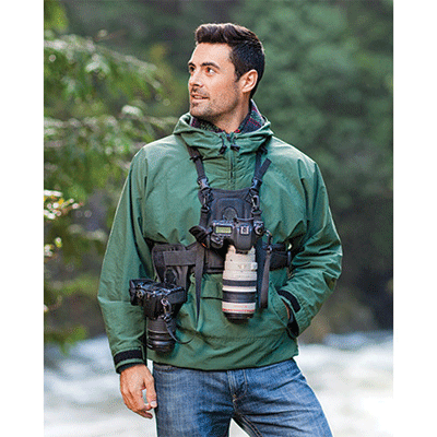 Cotton Carrier camera vest with Side Holster