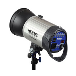  هدفلاش دیجیتالی حرفه ای 500 ژول هنسل :HENSEL Integra PLUS 500