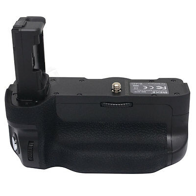 باتری گریپ میک Meike MK-A7II Battery Grip for Sony A7 II & A7R II