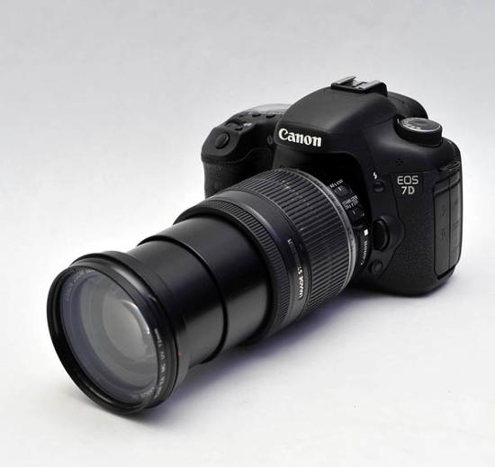 Canon EF-S 18-200mm 