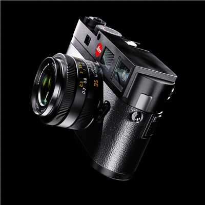 دوربین لایکا دست دوم Leica M9 با لنز 35  و فلاش اکسترنال